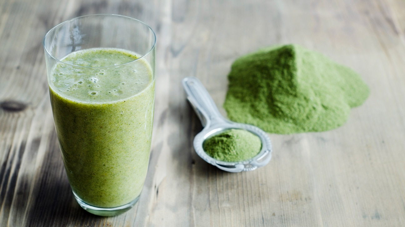 Green Up Your Diet: How Greens Powders Can Aid Weight Loss